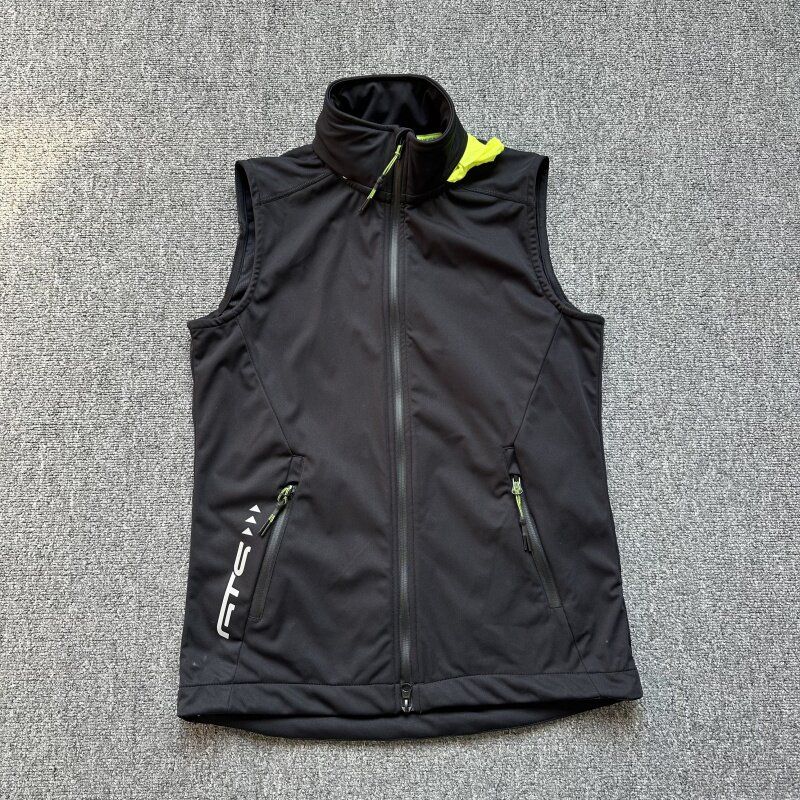 to Europe and America, Large Size Sports Running Softshell Vest for Women with Storage Hood, Windproof, Waterproof, Breathable, Spring Outdoor Vest