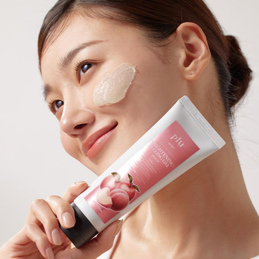Plu Soft   Brightening Facial Scrub 100g 2pcs