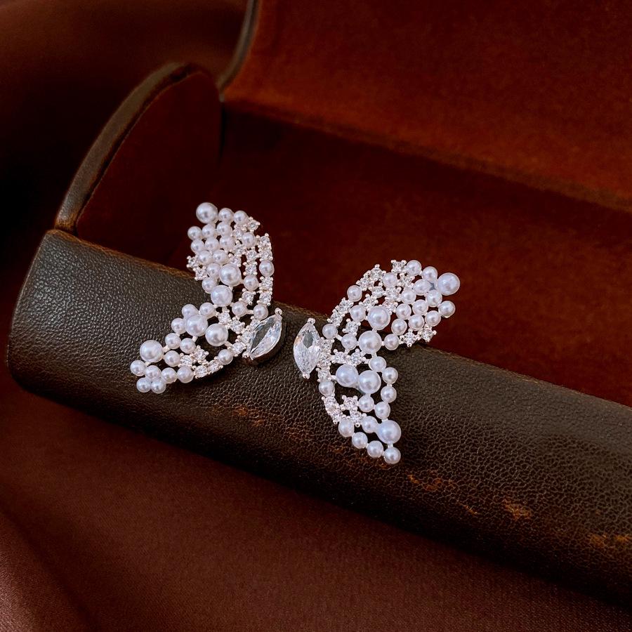 

Винтажные ретро серьги-пусеты Серебряная игла - Элегантные, универсальные, высококлассные серьги в придворном стиле.