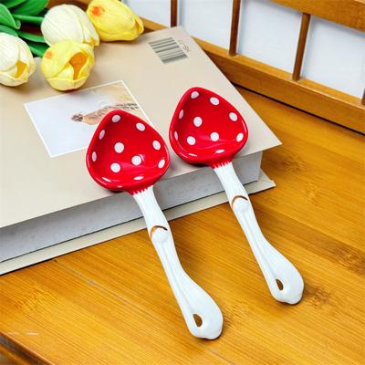 Süße Pilz Keramik Löffel kreativer Esslöffel kleiner Löffel Dessertlöffel exquisite Haushaltsunterglasurfarbener Löffel
