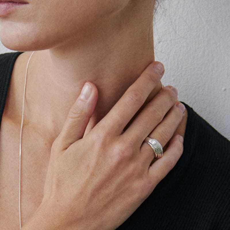 etrive Layered Dome Ring