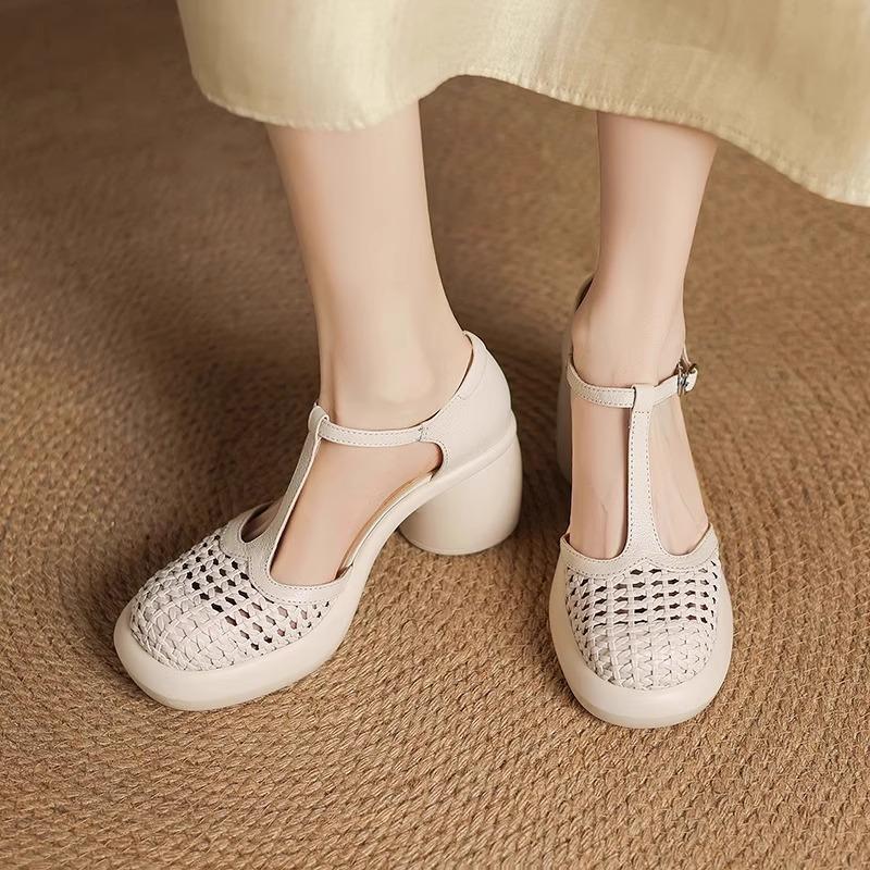 Sheepskin Version~ Baotou Sandals Women's 2025 Summer New Soft-soled Retro Woven Hollowed-out Thick Heel T-strap Single Shoes