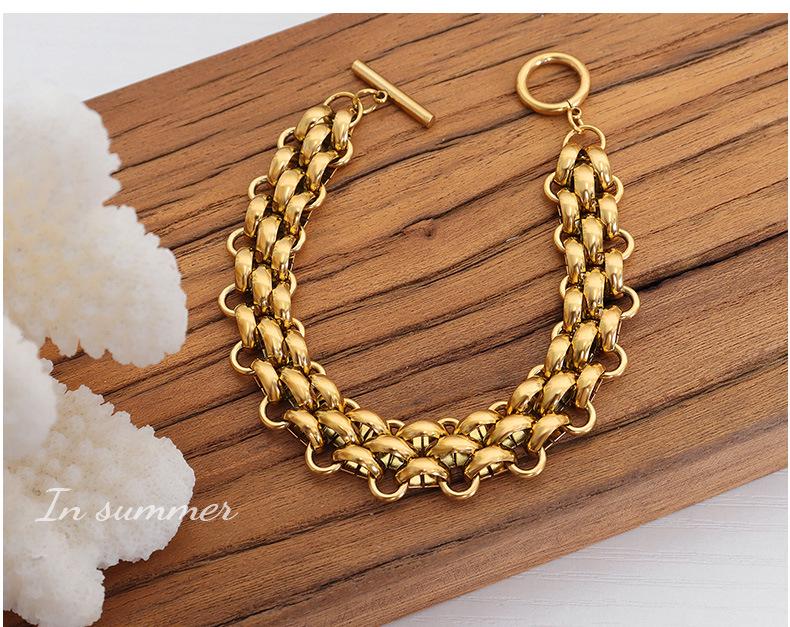 Chic Jewelry Set: Trendy Chain Necklace, Ring Buckle, and Gold-Plated Bracelet for a Cool, Versatile Style