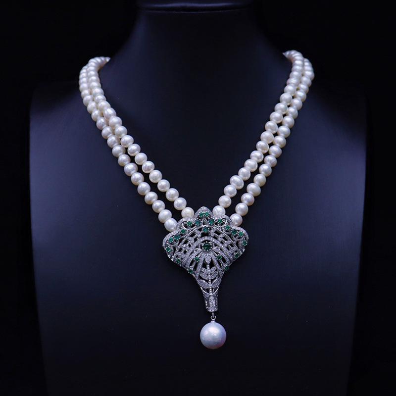 Elegant Natural Pearl Necklace for Women - Versatile Collarbone Chain with Noble Temperament