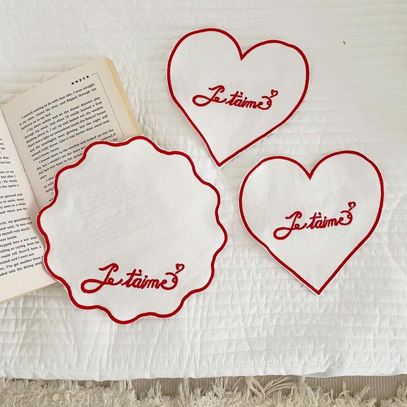 French Embroidered Pet Tableware Mat Pure Cotton Love Flower Trimmed Tabletop Decorative Prop Puppy Dog Bowl Mats