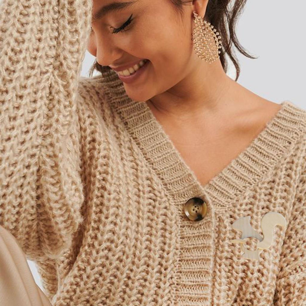 Wooden Animal Shape Brooch Creative Design Handmade Wooden Brooch Sweater Clip