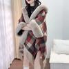 Capa chal a cuadros con cuello de vellón de felpa gruesa con borlas de punto chal chaqueta de lana de gran tamaño 0859