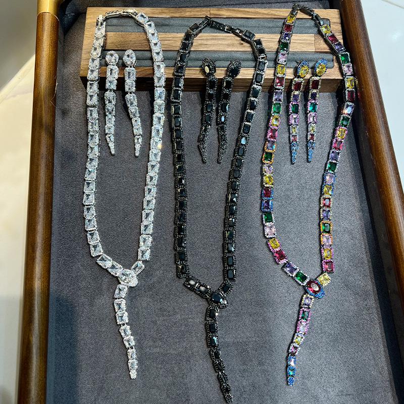 Baoxi Snake Head Couture Jewelry: High-End Zirconia-Inlaid, Rhodium-Plated Necklace Inspired by French Runway, Year of the Snake Edition