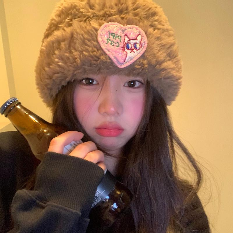 

Love plush hat sweet beautiful woman autumn and winter big head circumference thickened warm knitted wool hat show face small hat adult (56-58cm) чорний