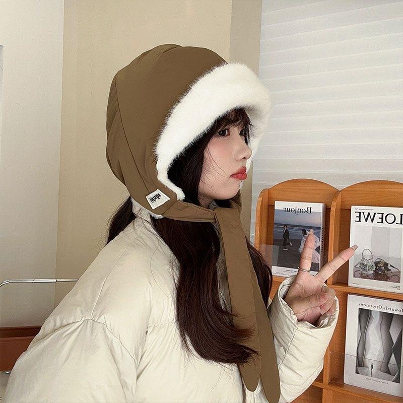 Knitted Hat for Children, Retro Cute and Versatile, Showing Off Face. Small Knitted Hat for Winter Cycling, Keeping Warm and Ear Protecting Hat