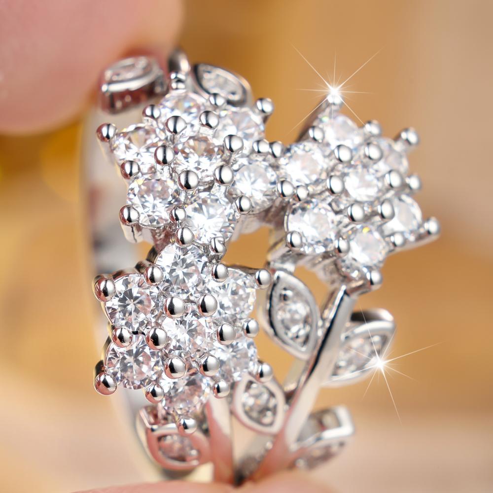 Exquisite Silver Color Flower Cluster CZ Ring for Women Wedding Anniversary