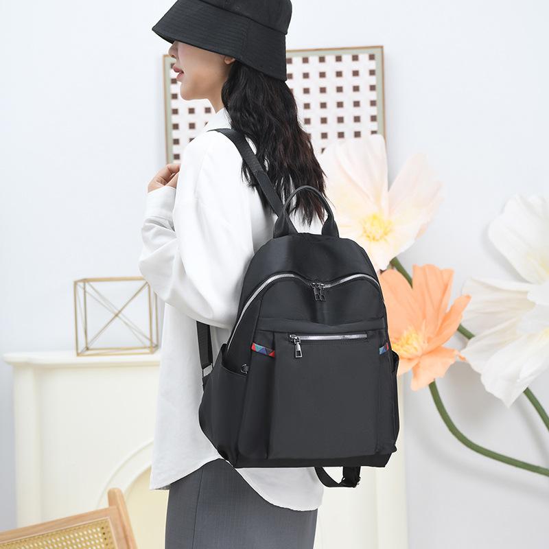 Schoolbag nylon women's backpack 1011 new backpack fashionable large capacity lightweight casual versatile commuter bag