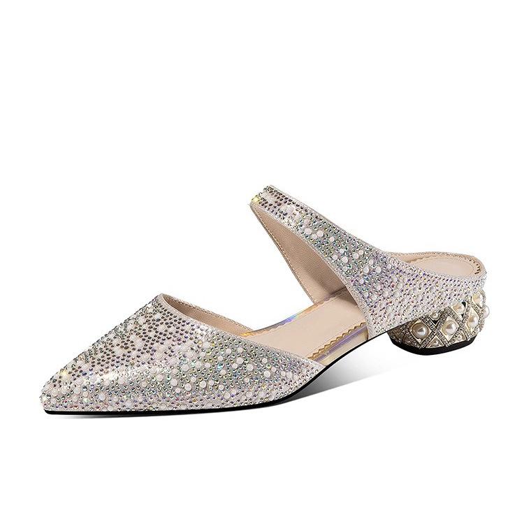 Pearl Rhinestone Bag Head Flat Heel Cool Slippers Women's Summer Fashion 2025 Thick Heel Low Heel Large Size Lazy Half Slippers