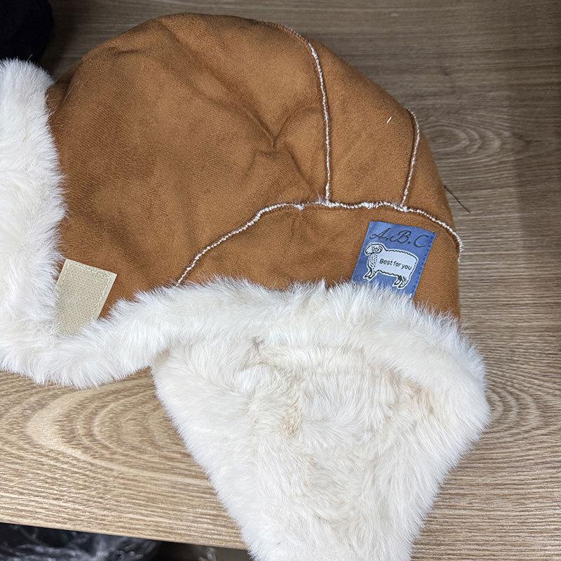 Lei Feng hat women's winter thickened warm retro pilot hat fur integrated windproof ear protection cycling locomotive hat