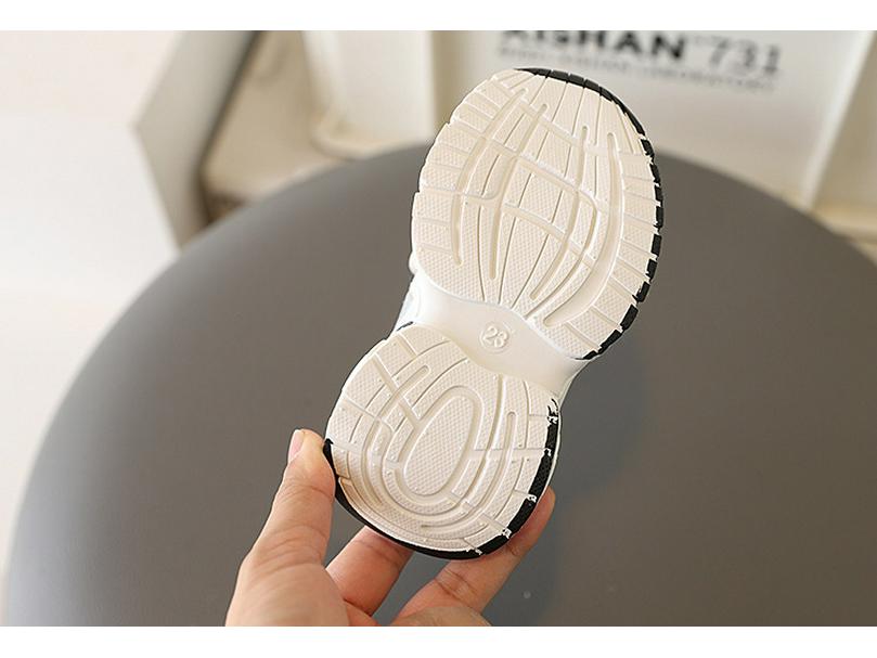 2025 Spring New Arrivals: Kids' Mesh Breathable Sports Running Shoes for Boys and Girls