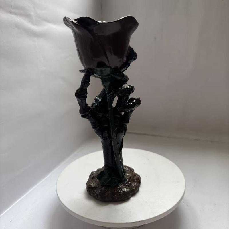 Decoration for The Tabletop Atmosphere - Halloween Skull-hand Rose Candlestick Set - Resin Home Decor - Retro and Romantic Candlestick