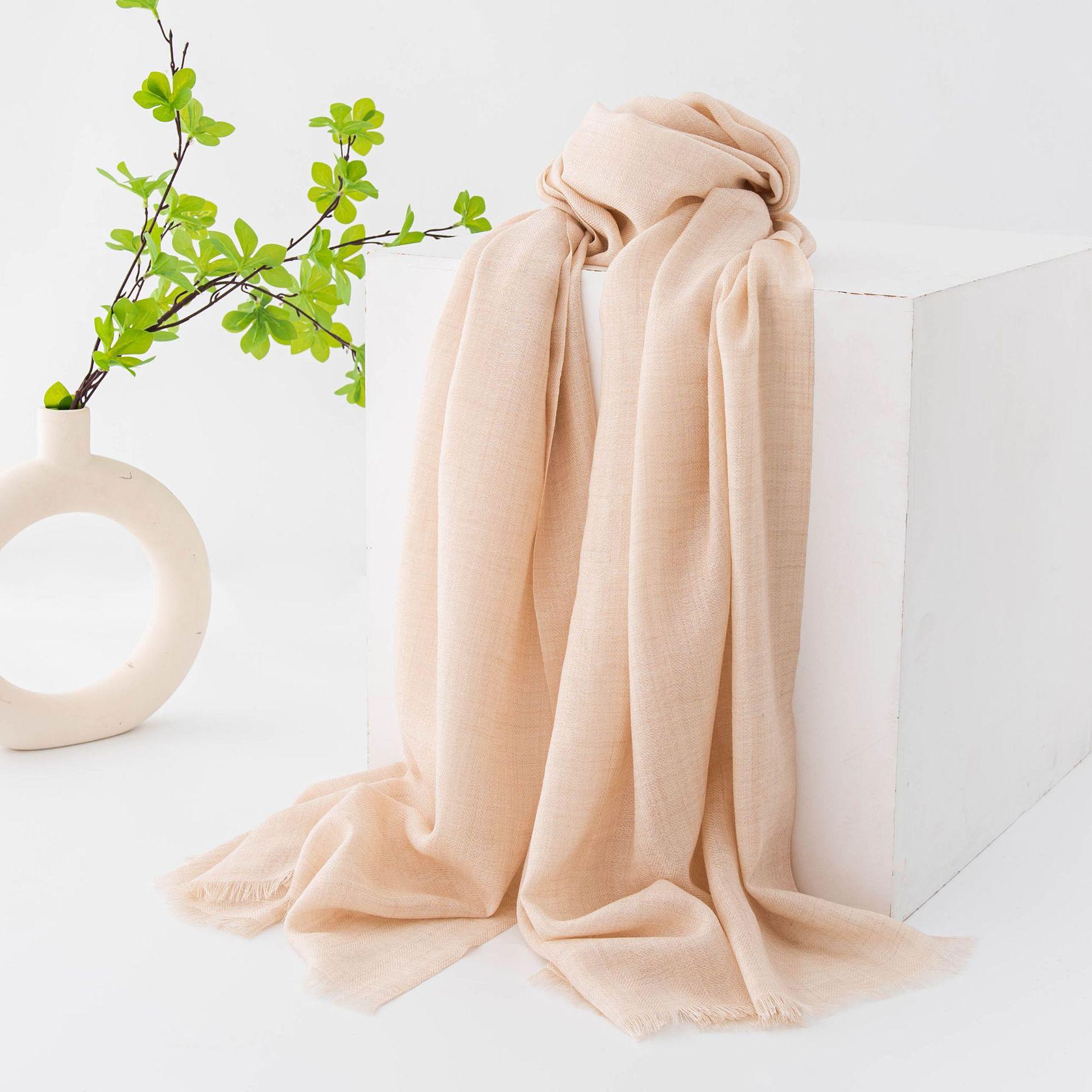 

Four Seasons New Dopamine однотонный шерстяной шарф женский мягкий кашемировый шарф теплая шейная шаль двойного назначения с кисточками 70*190cm