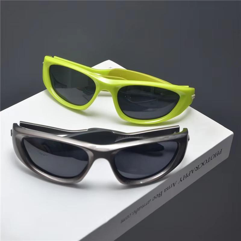 Non-polarized Outdoor Sports Sunshade Protective Sunglasses Cool Fashionable Sunscreen Windproof FULL Frame Men Women Eyeglasses