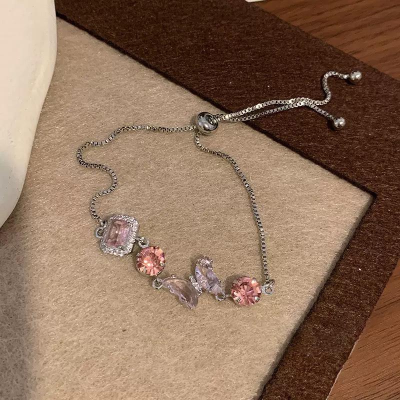 Korean Style Shiny Zircon Flower Buckle Bracelet: Light Luxury, High-End, Fashionable Bangle for Women