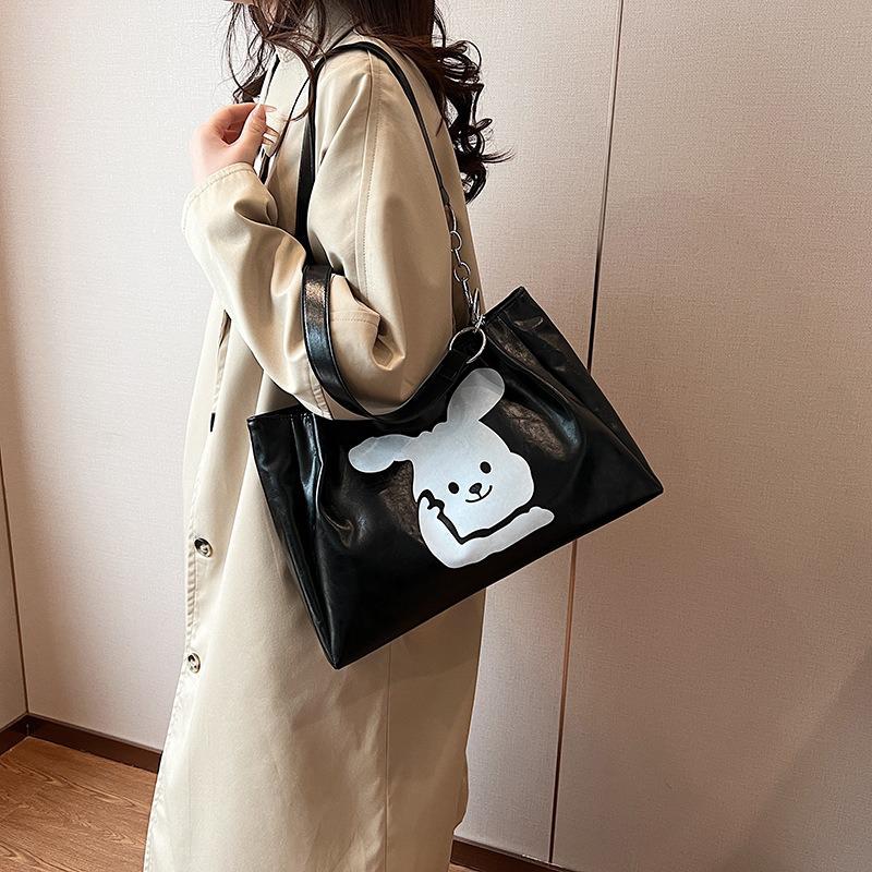 Einkaufstasche für Damen 2024 Neue Pendlertasche mit großem Fassungsvermögen Temperament Beliebte Retro Vielseitige Schulter-Schultasche