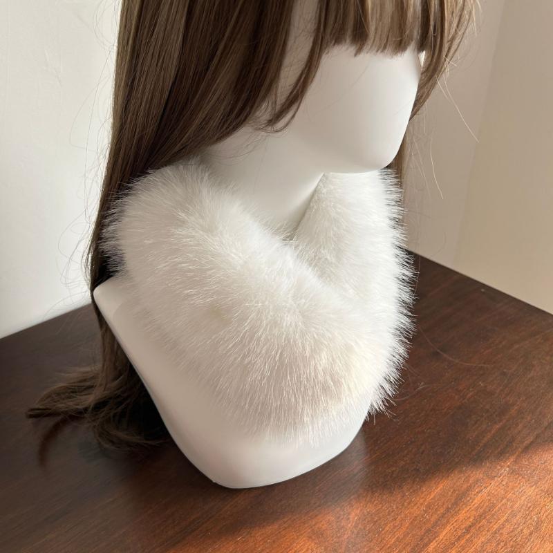 Elegant White Faux Fur Collar Stylish Neck Warmer for Winter Coat Decoration Chic Accessory for Women Fashion