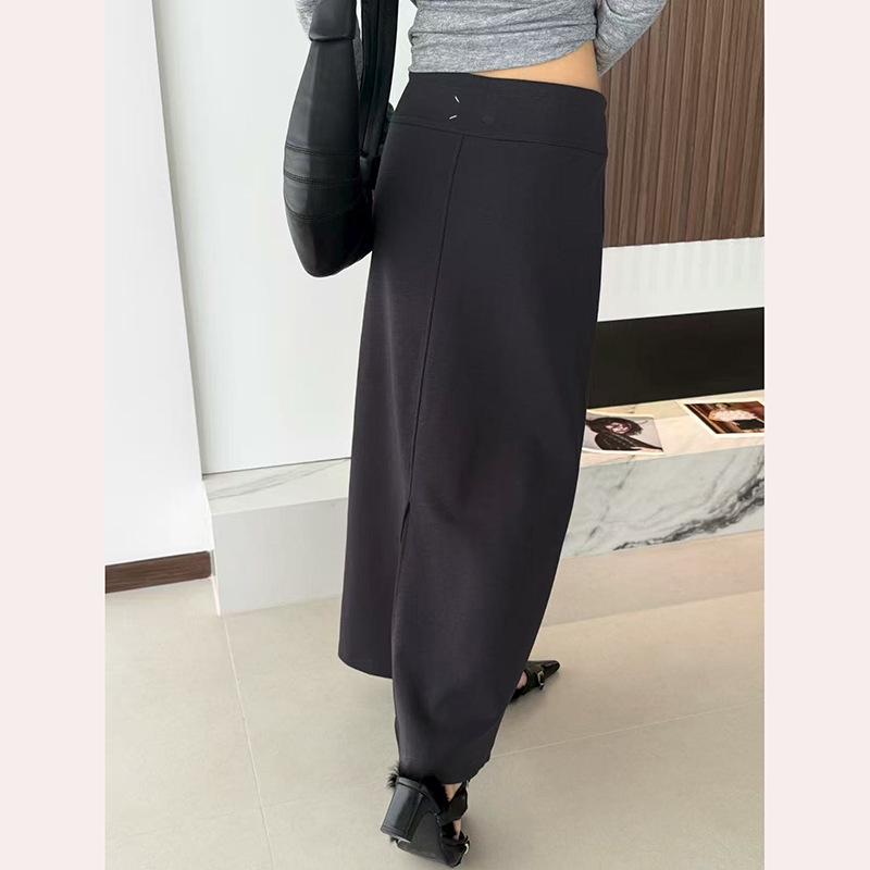 

Бумажная кукла Салат Слим Мягкая Шелковистая Эластичная Юбка Миди А-силуэта с разрезом на кулиске · Юбка-свитшот Medium чёрный