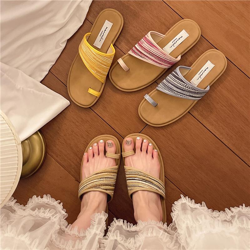 Fashion Weave Flats Women Flip Flops Designer Clip Toe Shoes Fashion Casual Beach Slides 2025 Summer New Sandals Elegant Sandalias Mujer