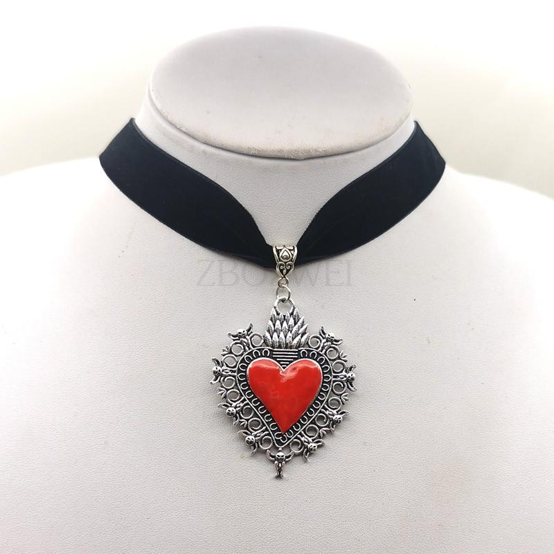 Große Heilige Herz Halskette,Flammendes Heiliges Herz,Religiöser Schmuck,Liebe Gottes Heilige Herz Halskette,Gothic Herz Samt Choker