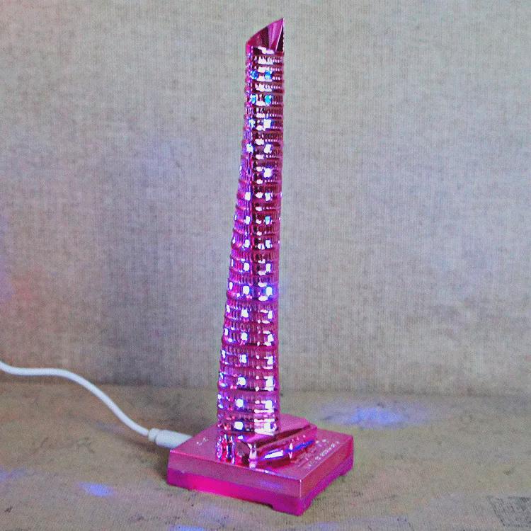 Modello in Metallo della Torre di Shanghai Decorazione per la Casa