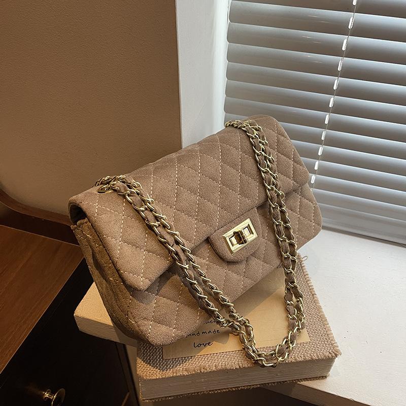 1Pc Ersatile Fashion Niche Large-capacity Tote Bag New Chain Diamond Shoulder Bag High-end Small Fragrant Messenger Bag