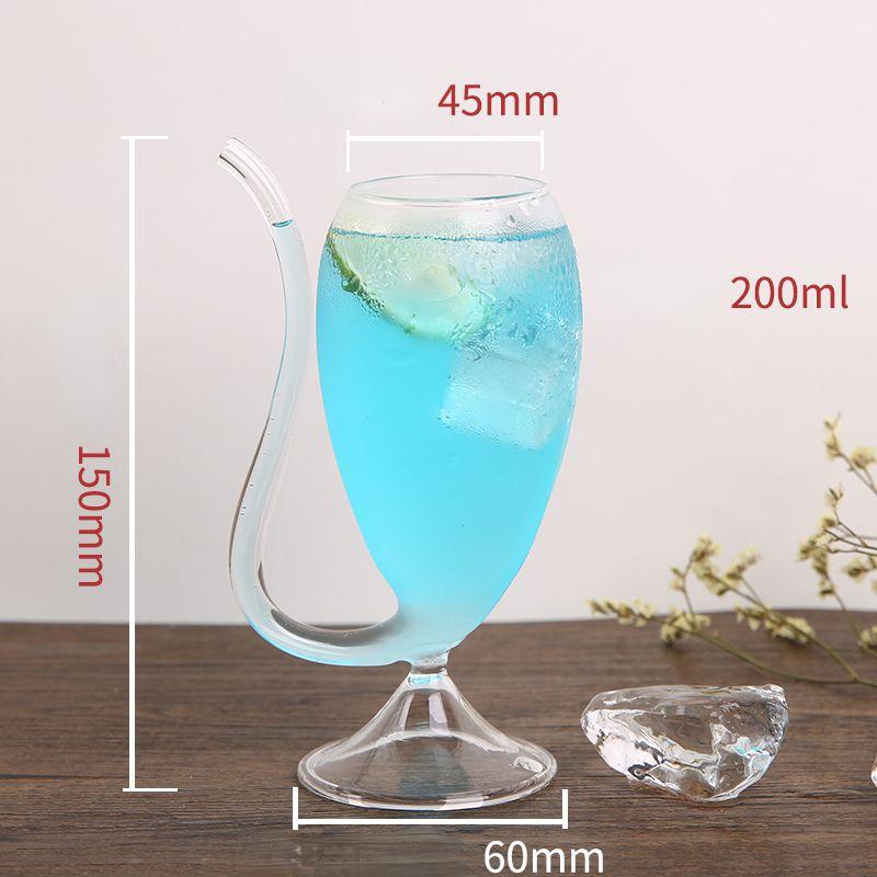 Nordisches Kreatives Cocktailglas Vampirbecher Whiskey Wein Milch Saft Glas mit Strohhalm für Heimparty Bar Club Eichhörnchenbecher