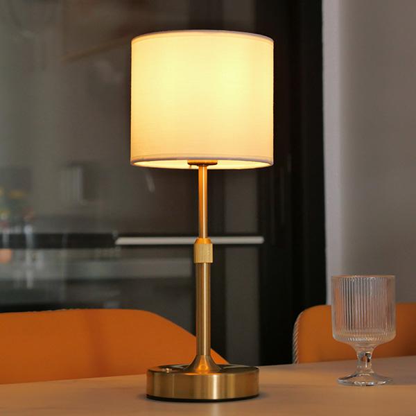 Fabric Desk Lamp Rechargeable Touch Table Light for Restaurant Hotel Room Bedside Decor Lighing