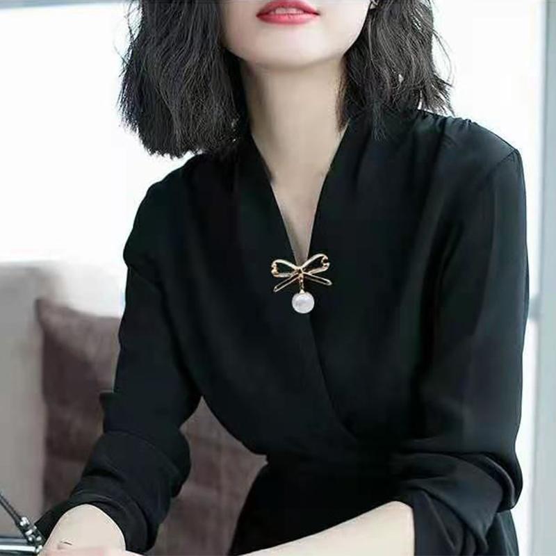 French Pearl Anti-Exposure Blazer Insert Accessory Single Pin Brooch Mourning Brooch