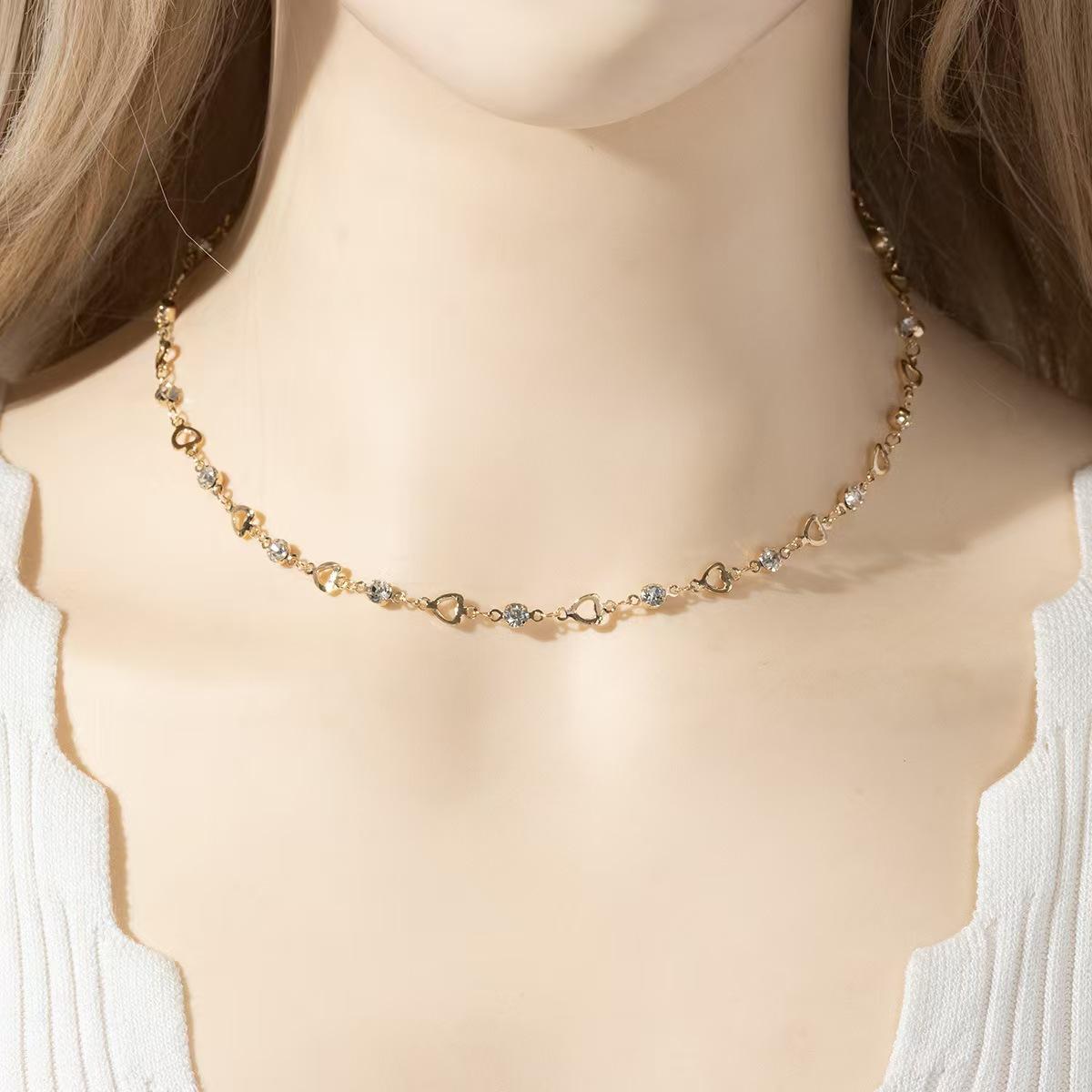 

French style long full diamond tassel necklace, hollowed out heart-shaped runway collar, neck accessory for women