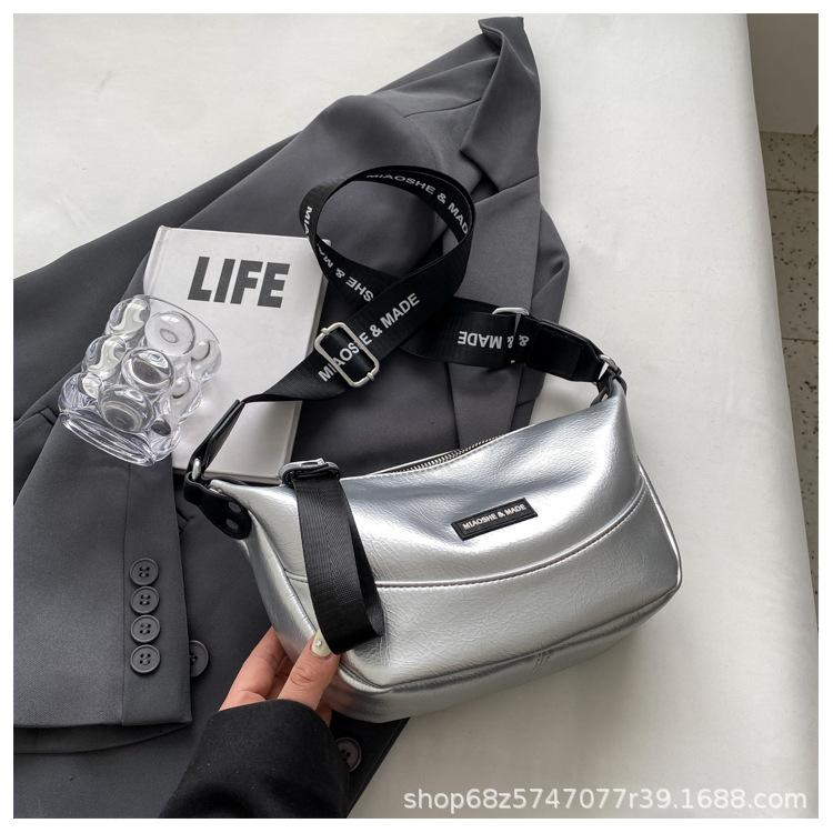 

Trendy women s bags, Korean versatile dumpling bags 2025 new bags, versatile shoulder messenger bags, popular bags this year срібний