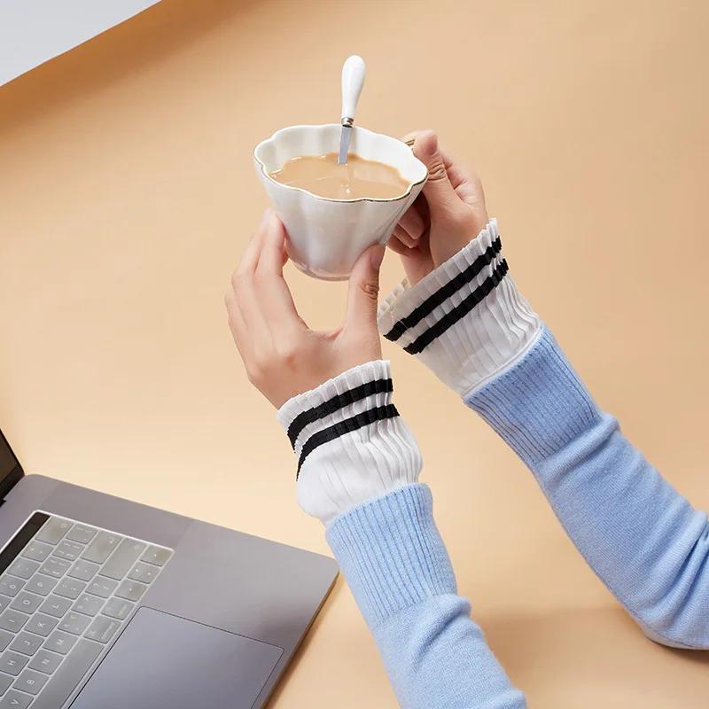 1 Pair Women Fake Flared Sleeves Girls Lace Pleated Detachable Sleeve Fake Cuffs Sweater Decorative Female False Cuffs