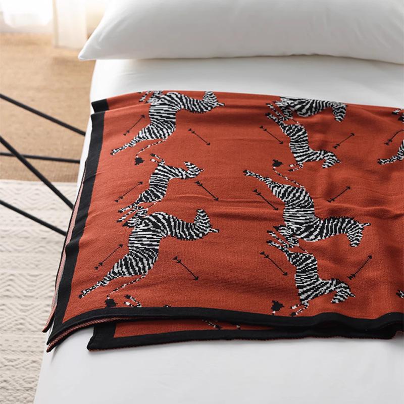 

Zebra pattern knitted leisure blanket covering nap office line blanket sofa air conditioning blanket bed white hook 127x170cm оранжевый
