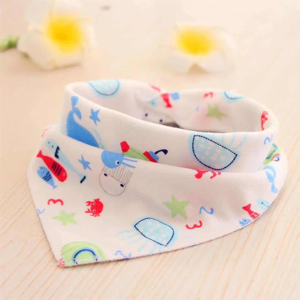 Śliniaki bawełniane dla niemowląt, śliniak trójkątny dla dziewczynek i chłopców z kreskówkowym wzorem, szalik do karmienia, kołnierz śliniak, pieluszka do odbijania, bandana, ręcznik do śliny