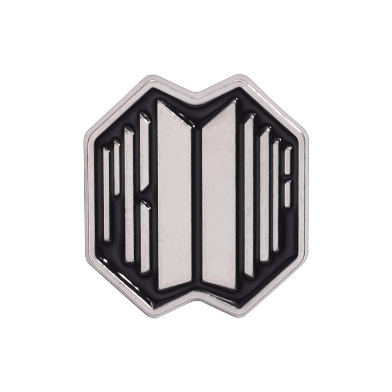 Quality Alloy High Cartoon Character Brooch Stylish Design For Unique Fashion Accessories