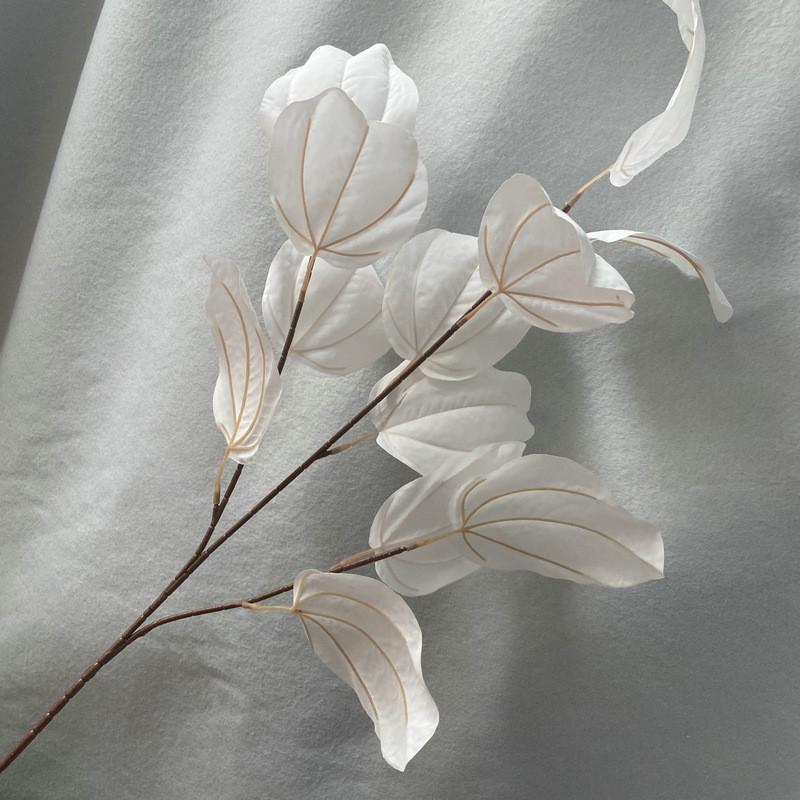 

Artificial Decoration Wedding Flowers With Velvet Texture For Centerpiece Table White