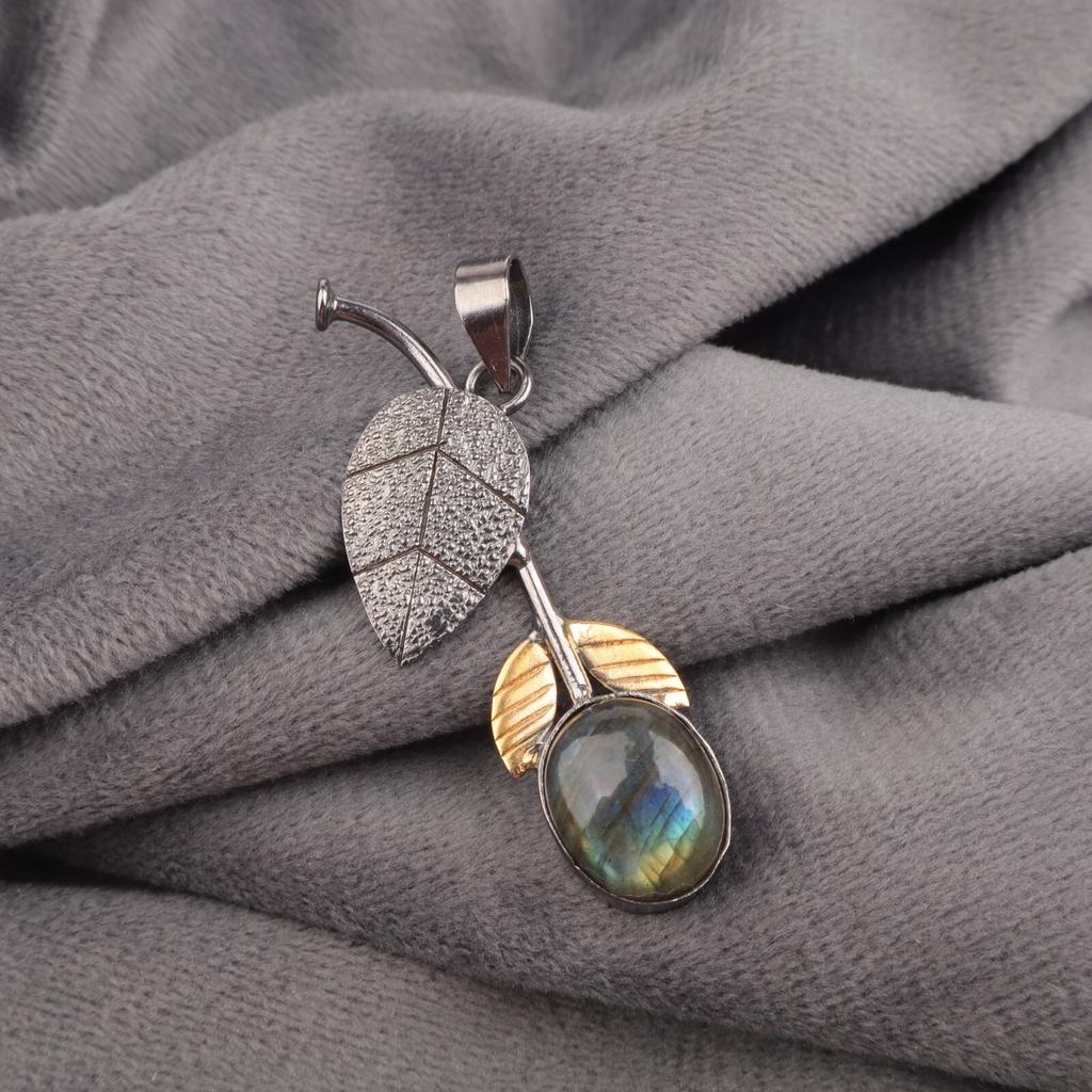 925 Sterling Silver Labradorite Gemstone Handcrafted Pendant Jewelry For Women PP-55-23