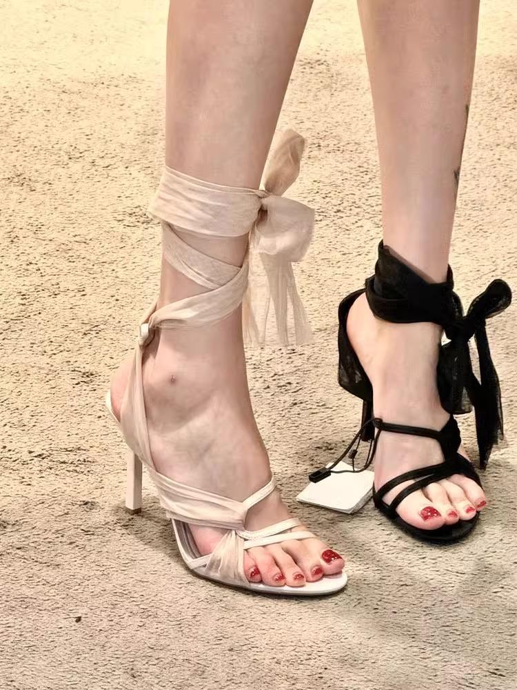 Fashion 2024 Summer New Mesh Cross Straps a Word Buckle Roman Sandals Female Fine Heel Open Toe with Skirt High Heels
