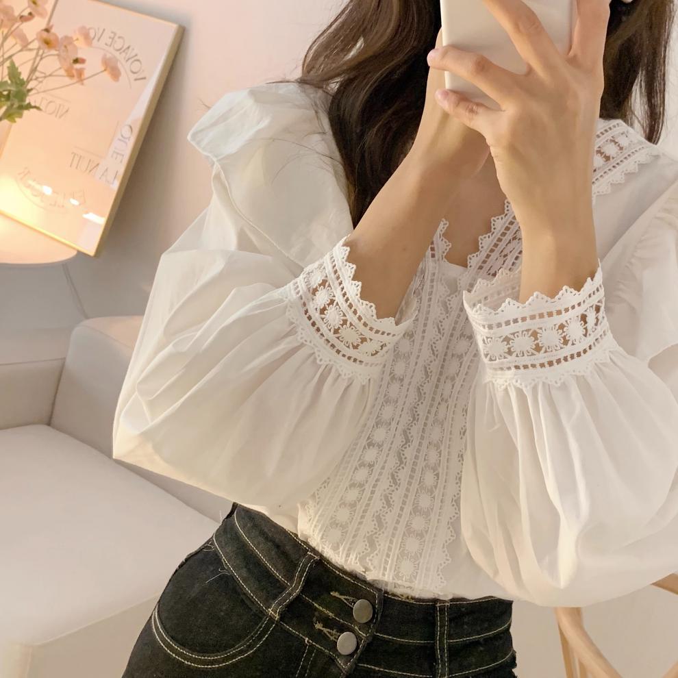 Women's French Style Shirt with Lace and Lace V-neck Patchwork Ruffle Edge Loose Casual Bubble Sleeve Shirt