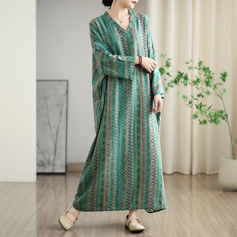 Early Spring Loose Casual Vacation Style V-neck Retro Mid Length Covered Cotton Linen Dress