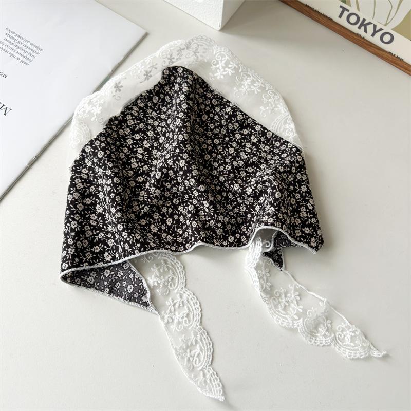Spring Summer Floral Head Scarf with Decorative Lace Edge for Women Daily Wear Breathable Versatile Fashion Accessory