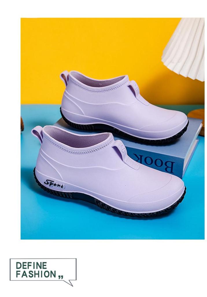 Stylish Women's Non-Slip Waterproof Ankle Rain Boots for Outdoor & Kitchen Use