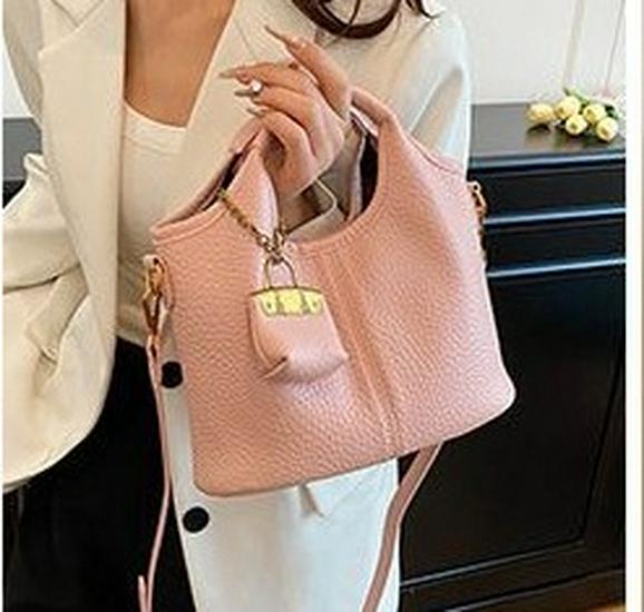 Women's Minimalist White Crossbody Handbag - 2025 Versatile Travel and Commute Accessory