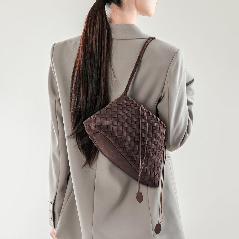 Sac bandoulière tissé à la main automne et hiver sac bateau dépoli rétro panier de légumes sac à main mère