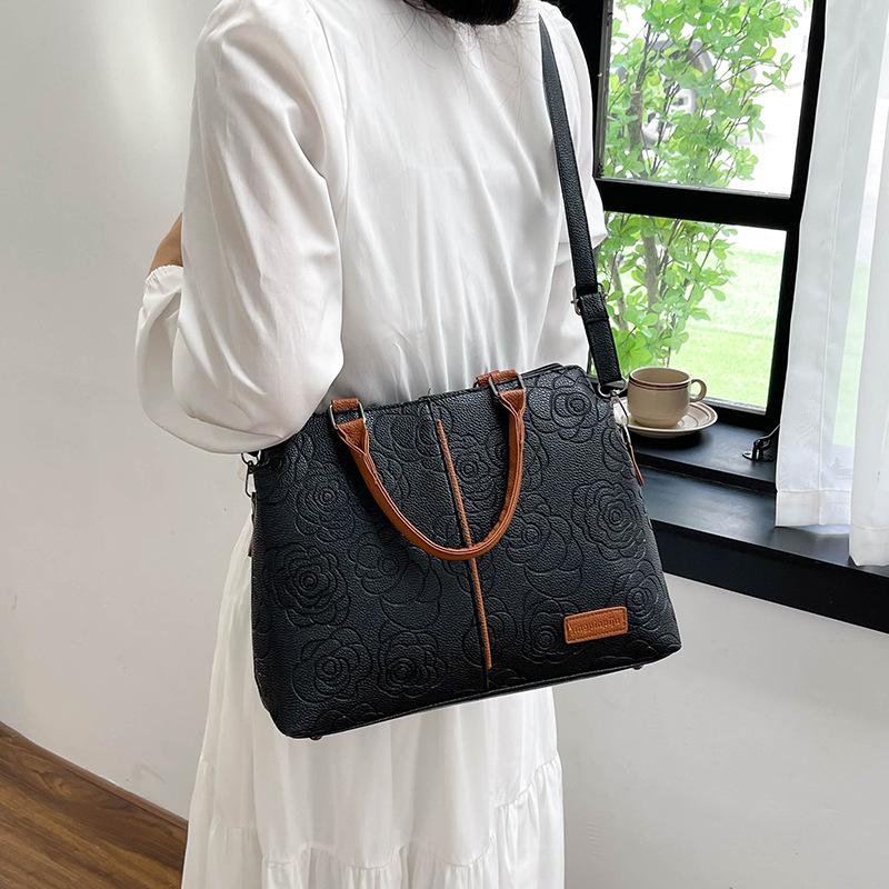 Handbag Outdoor Crossbody Large Capacity Viral Same Style Embossed Shoulder Bag Women Bag PU Soft Leather Texture