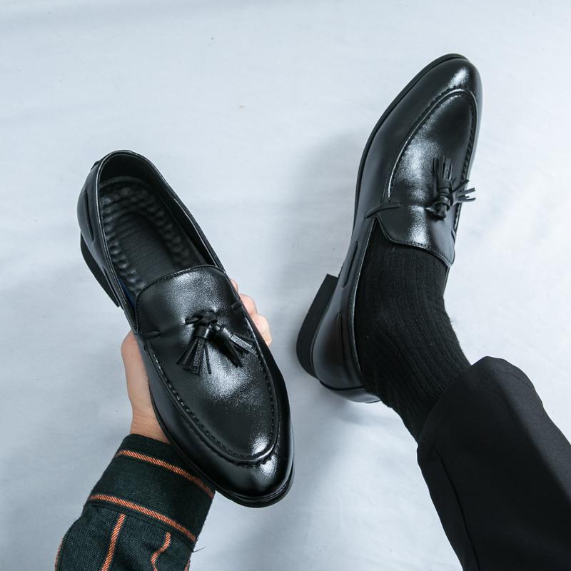 Mode Hohe Qualität Marke Weichsohlige Herren Loafers Rutschfeste Fahrschuhe Vielseitige Herren Business Casual Schuhe Herbst Neuer Stil